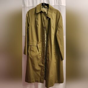 Hampton Court Avocado trench raincoat